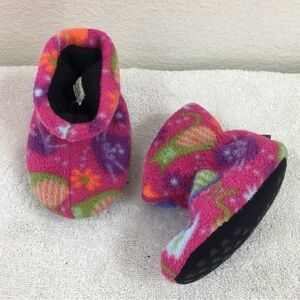 3/$25 Acorn Pink Abstract Floral Fleece Bootie House Slipper Shoe Size 6-12M